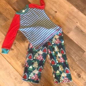 Boys Matilda Jane Christmas pajamas GUC size 4